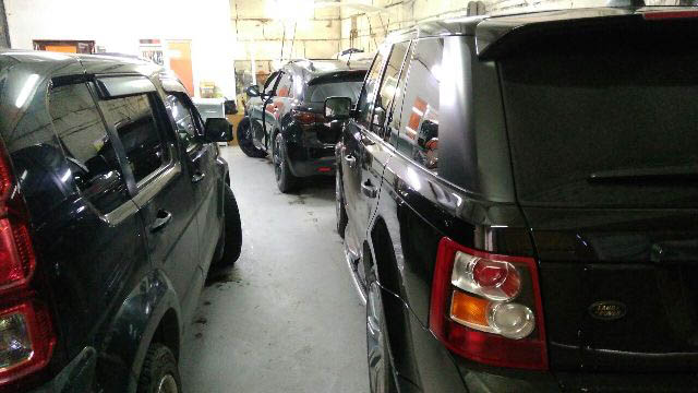 Рабочий день в боксе — чип-тюнинг Honda Crossroad, Infiniti, Forester SH5, Range Rover