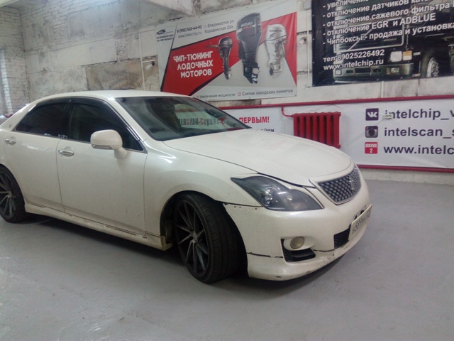 Toyota Crown 2500 и 3500cc — увеличение мощности + отключение катализатора